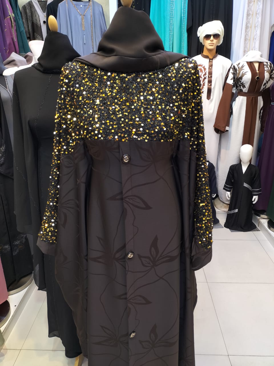 Classic Elegance: Timeless Abaya for Everyday Comfort