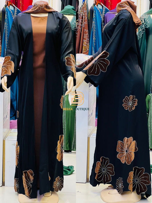 Modesty Meets Style: Discover the Perfect Abaya"